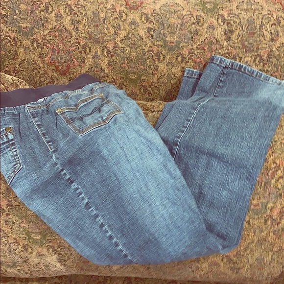 Maternity pants - Picture 1 of 3